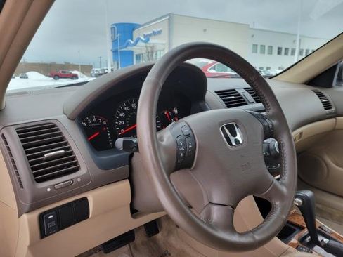 Used 2005 Honda Accord EX-L image 17