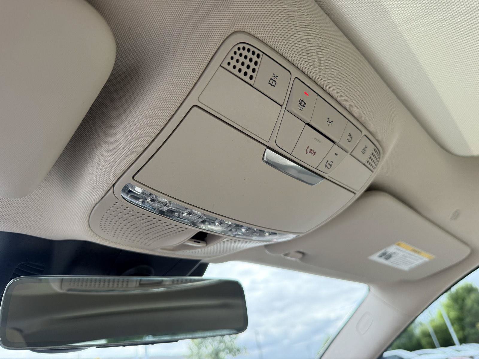 Used 2022 Mercedes-Benz E 350 4MATIC Sedan image 24