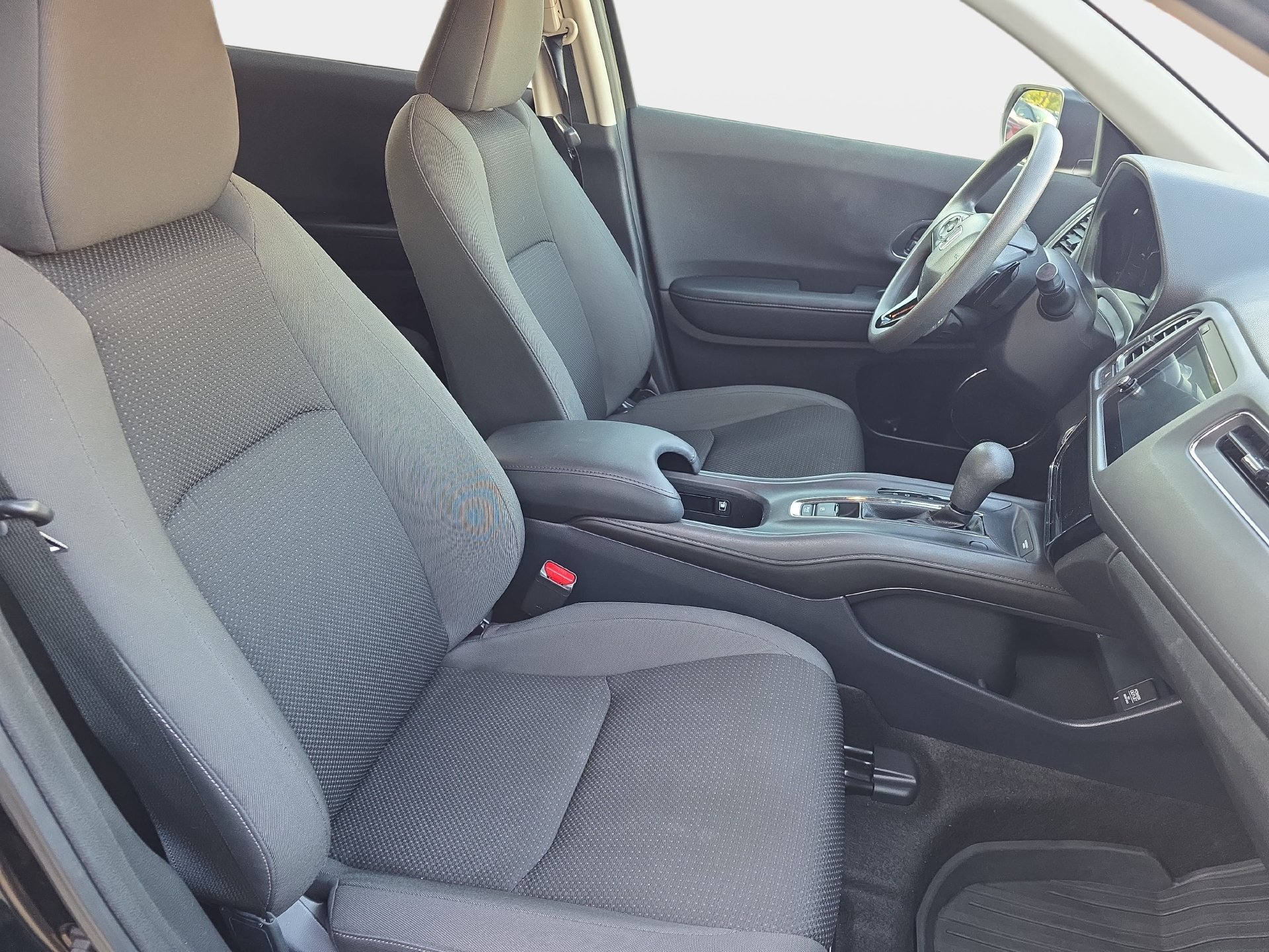 Used 2022 Honda HR-V EX image 10