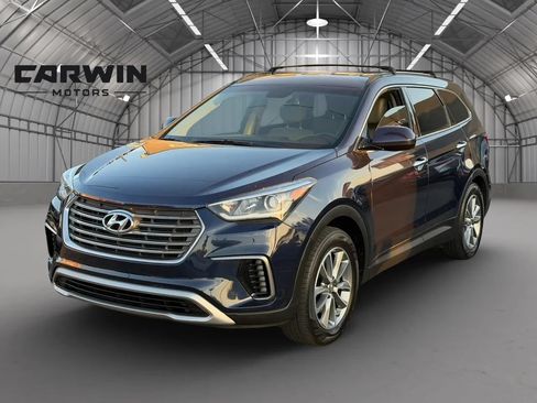 Used 2018 Hyundai Santa Fe SE FWD image 1