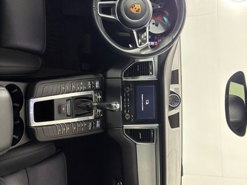 Used 2018 Porsche Macan S w/ Premium Package AWD/4WD image 26