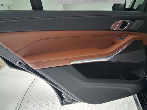 New 2026 BMW X7 xDrive40i w/ M Sport Package image 28