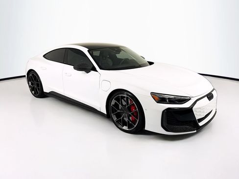 Certified 2025 Audi RS e-tron GT performance w/ Dynamic Plus Package AWD/4WD image 3