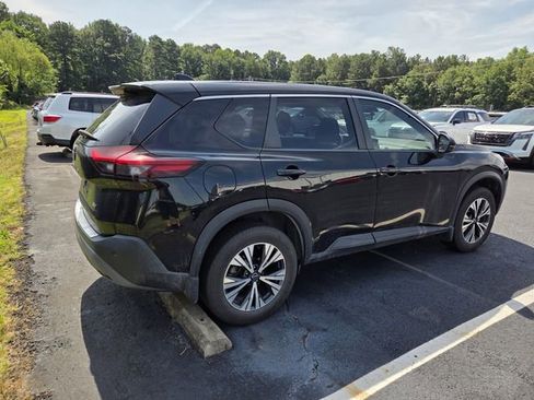 Used 2023 Nissan Rogue SV FWD image 5