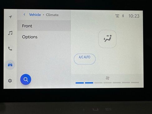 Used 2025 Toyota Prius XLE image 31