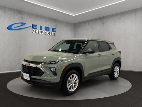 New 2026 Chevrolet TrailBlazer LS w/ LS Convenience Package AWD/4WD image 8
