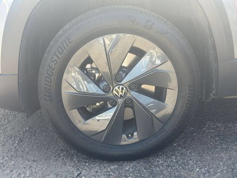 Used 2026 Volkswagen Taos S FWD image 27