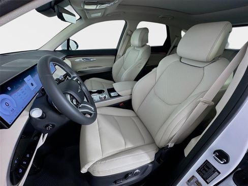 New 2026 Genesis GV70 2.5T Select AWD/4WD image 11
