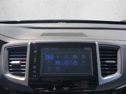 Used 2017 Honda Pilot Touring image 12