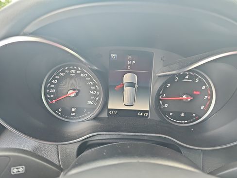Used 2018 Mercedes-Benz GLC 300 image 19