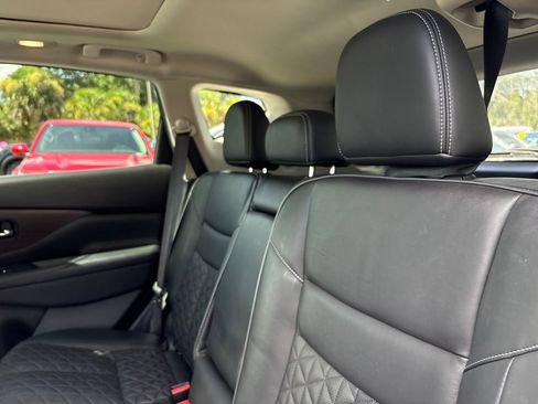 Used 2019 Nissan Murano Platinum w/ Cargo Package FWD image 19