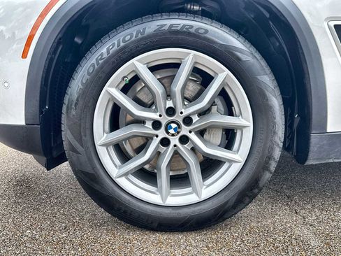 Used 2023 BMW X5 xDrive40i w/ Premium Package AWD/4WD image 14