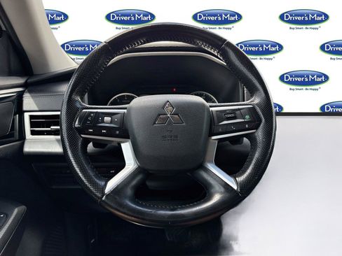 Used 2022 Mitsubishi Outlander SE AWD/4WD image 11
