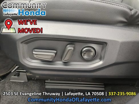 Used 2025 Toyota Tundra Limited w/ TRD Off-Road Package AWD/4WD image 24