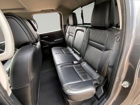 Certified 2024 Nissan Frontier SL w/ Technology Package image 25