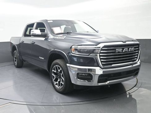 Used 2026 RAM 1500 Laramie AWD/4WD image 9