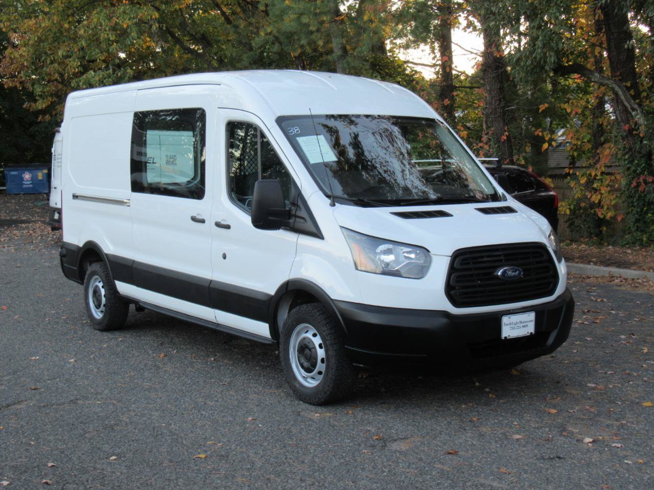 Used 2019 Ford Transit 250 148 Medium Roof RWD image 7