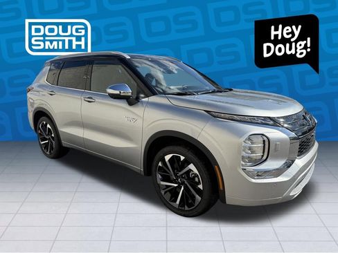 New 2025 Mitsubishi Outlander SEL image 5