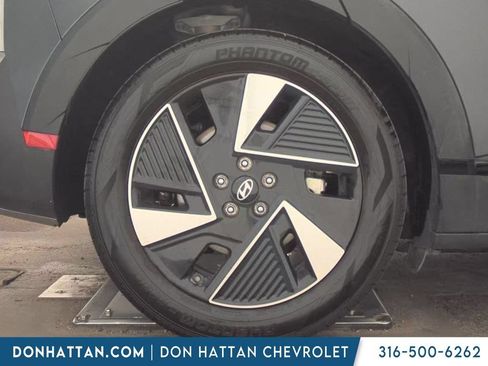 Used 2025 Hyundai Ioniq 5 SEL AWD/4WD image 13