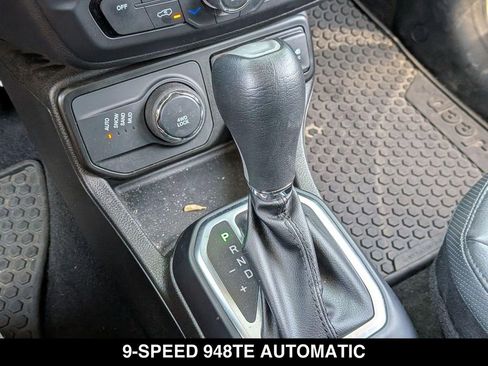 Certified 2023 Jeep Renegade Limited AWD/4WD image 20