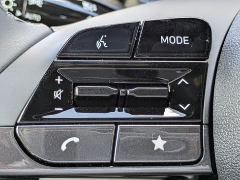 New 2025 Hyundai Elantra Sport image 27