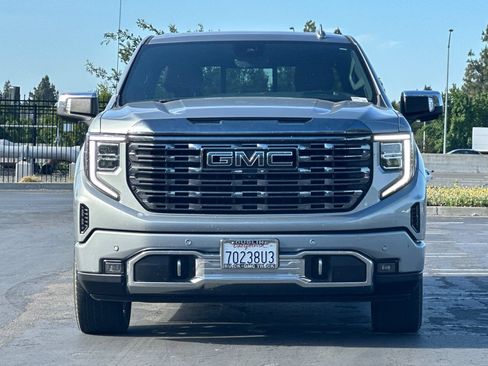 Used 2023 GMC Sierra 1500 Denali Ultimate AWD/4WD image 9