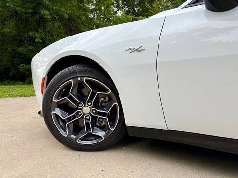 New 2026 Dodge Charger R/T AWD/4WD image 13