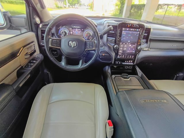 Used 2022 RAM 3500 Limited AWD/4WD image 45