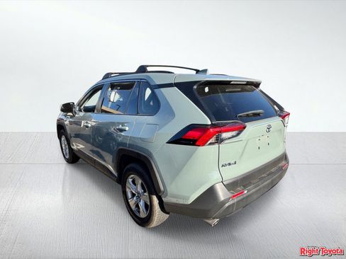 Used 2019 Toyota RAV4 XLE w/ Convenience Package image 3