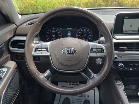 Used 2020 Kia Telluride SX FWD image 24
