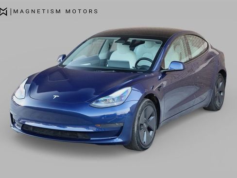 Used 2023 Tesla Model 3 Standard Range image 6