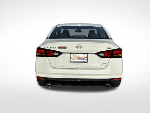 New 2025 Nissan Altima 2.5 SR image 4