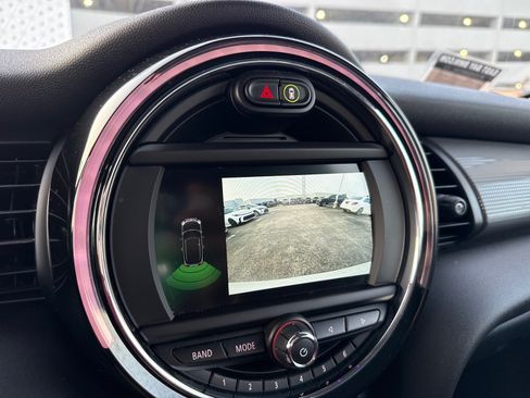 Used 2020 MINI Cooper 2-Door Hardtop w/ Storage Package FWD image 11