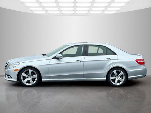 Used 2011 Mercedes-Benz E 350 Sedan image 2