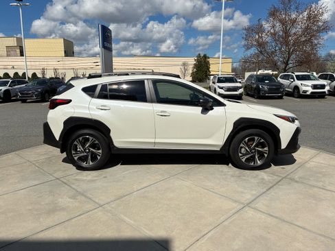 Certified 2025 Subaru Crosstrek 2.0i Premium image 5