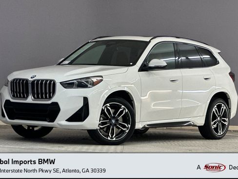 Used 2023 BMW X1 xDrive28i w/ M Sport Package image 1