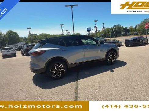 Certified 2023 Chevrolet Blazer RS w/ Enhanced Convenience Package AWD/4WD image 9