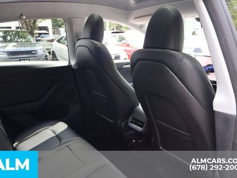 Used 2023 Tesla Model Y Long Range AWD/4WD image 23