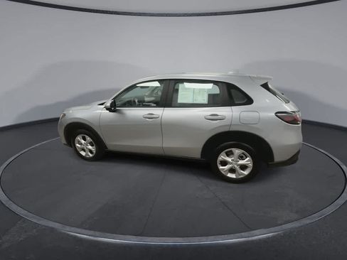 Used 2023 Honda HR-V LX image 6