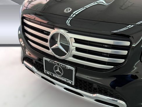 New 2026 Mercedes-Benz GLB 250 image 18