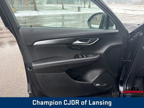 Used 2024 Buick Envision Preferred image 21