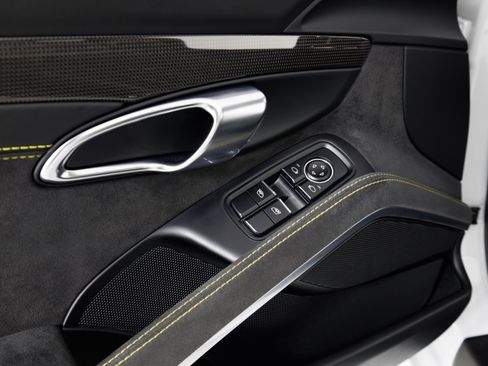 Used 2018 Porsche 911 GT3 RWD image 33