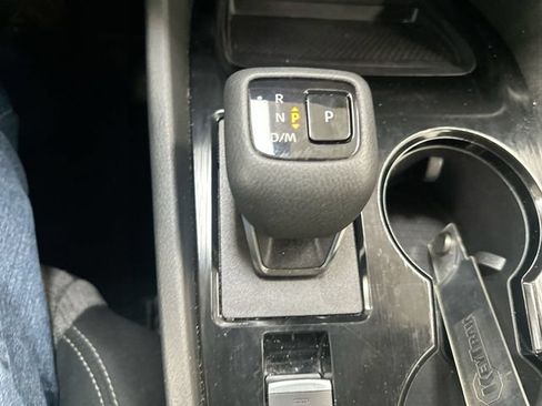 Used 2023 Nissan Rogue SV FWD image 21
