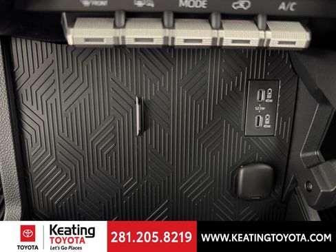 New 2026 Toyota 4Runner SR5 image 3