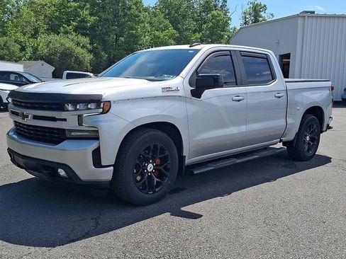 Used 2021 Chevrolet Silverado 1500 RST AWD/4WD image 3