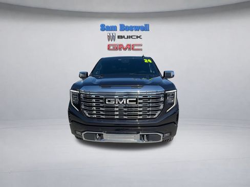 Used 2024 GMC Sierra 1500 Denali w/ Denali Reserve Package AWD/4WD image 4