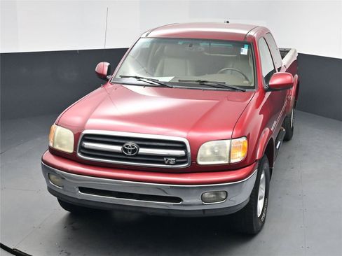 Used 2002 Toyota Tundra Limited image 8