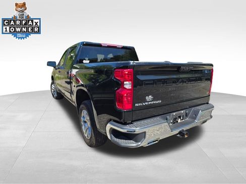 Used 2024 Chevrolet Silverado 1500 LT w/ Z71 Off-Road Package AWD/4WD image 14