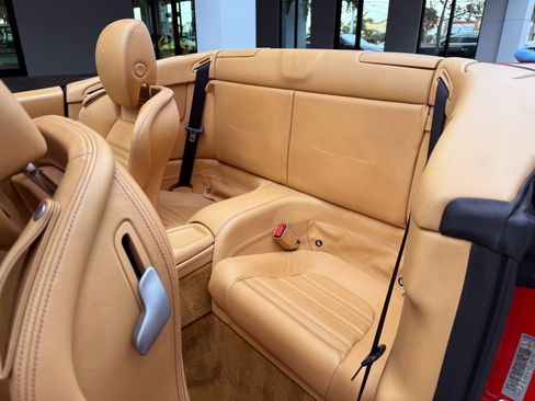 Used 2010 Ferrari California image 32