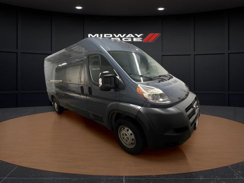 Used 2018 RAM ProMaster 2500 FWD image 1